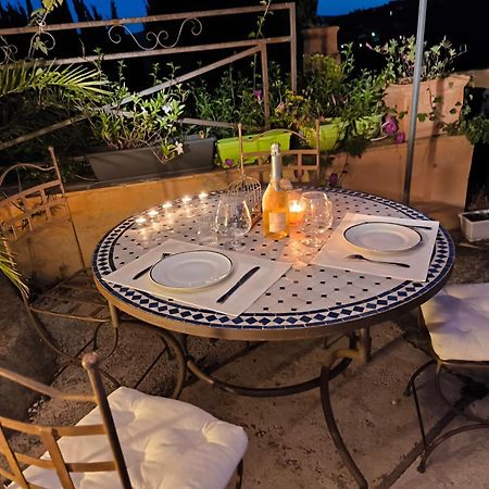 Love-Room Discret 40 M2 Bormes Les Mimosas Village Avec Terrasse מראה חיצוני תמונה